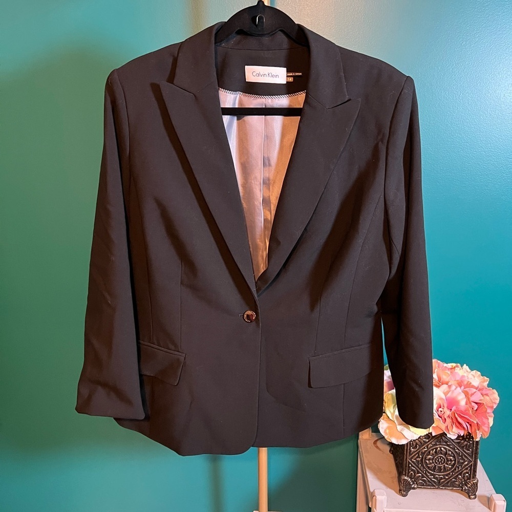 Calvin Klein Elegant Black Blazer